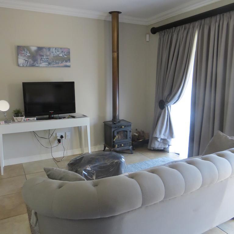 Гостевой дом Bella Vista Self Catering Кларенс Экстерьер фото