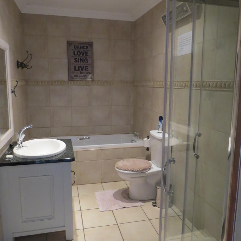 Гостевой дом Bella Vista Self Catering Кларенс Экстерьер фото